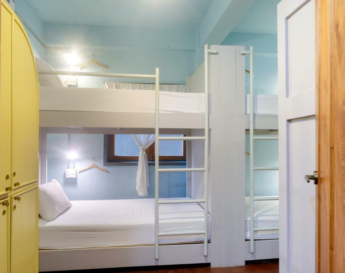 A Local Something Hostel Trang Ngoại thất bức ảnh